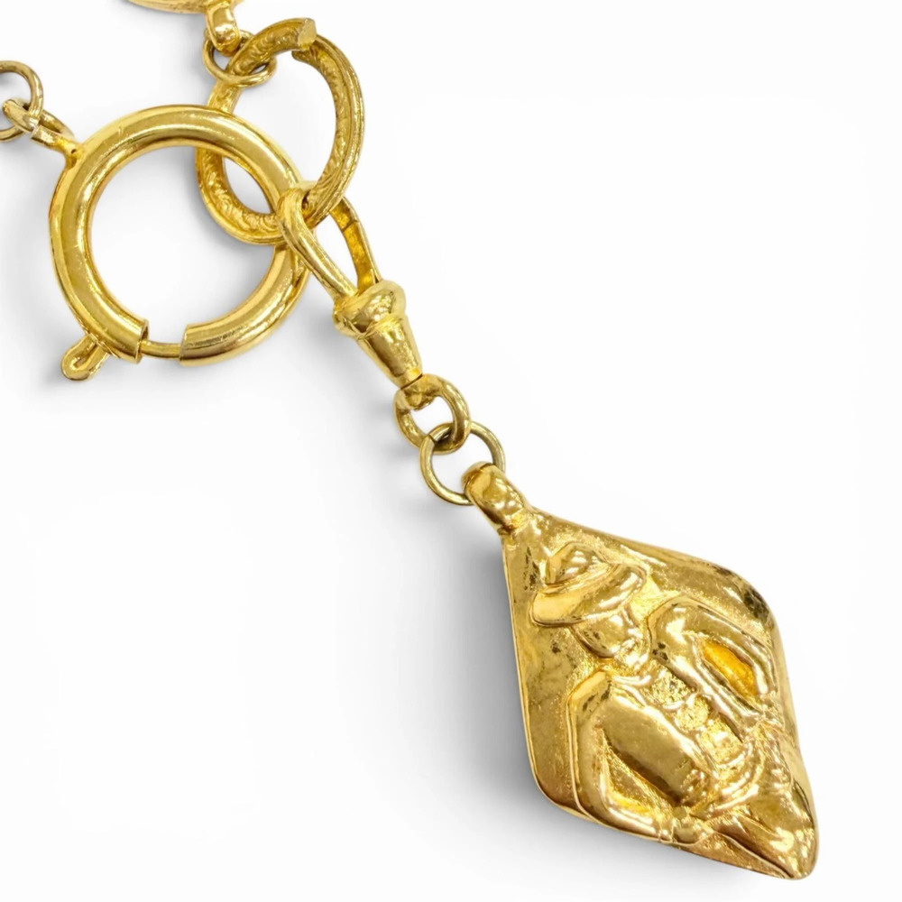 CHANEL Vintage Gold Necklace - Picture 4 of 6